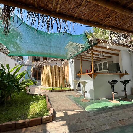 Casa Maracuya Bed & Breakfast มันโกรา ภายนอก รูปภาพ